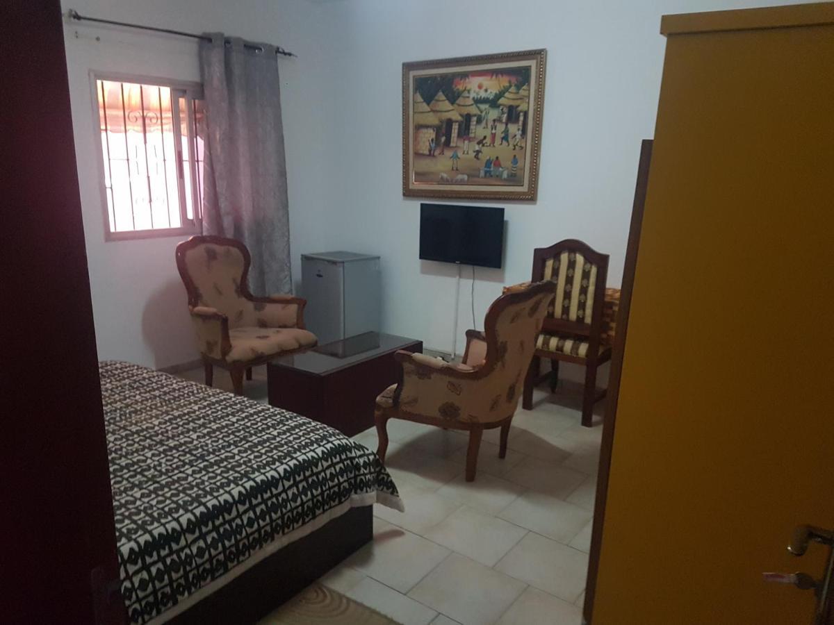 Residences Touristhotel Абиджан Екстериор снимка