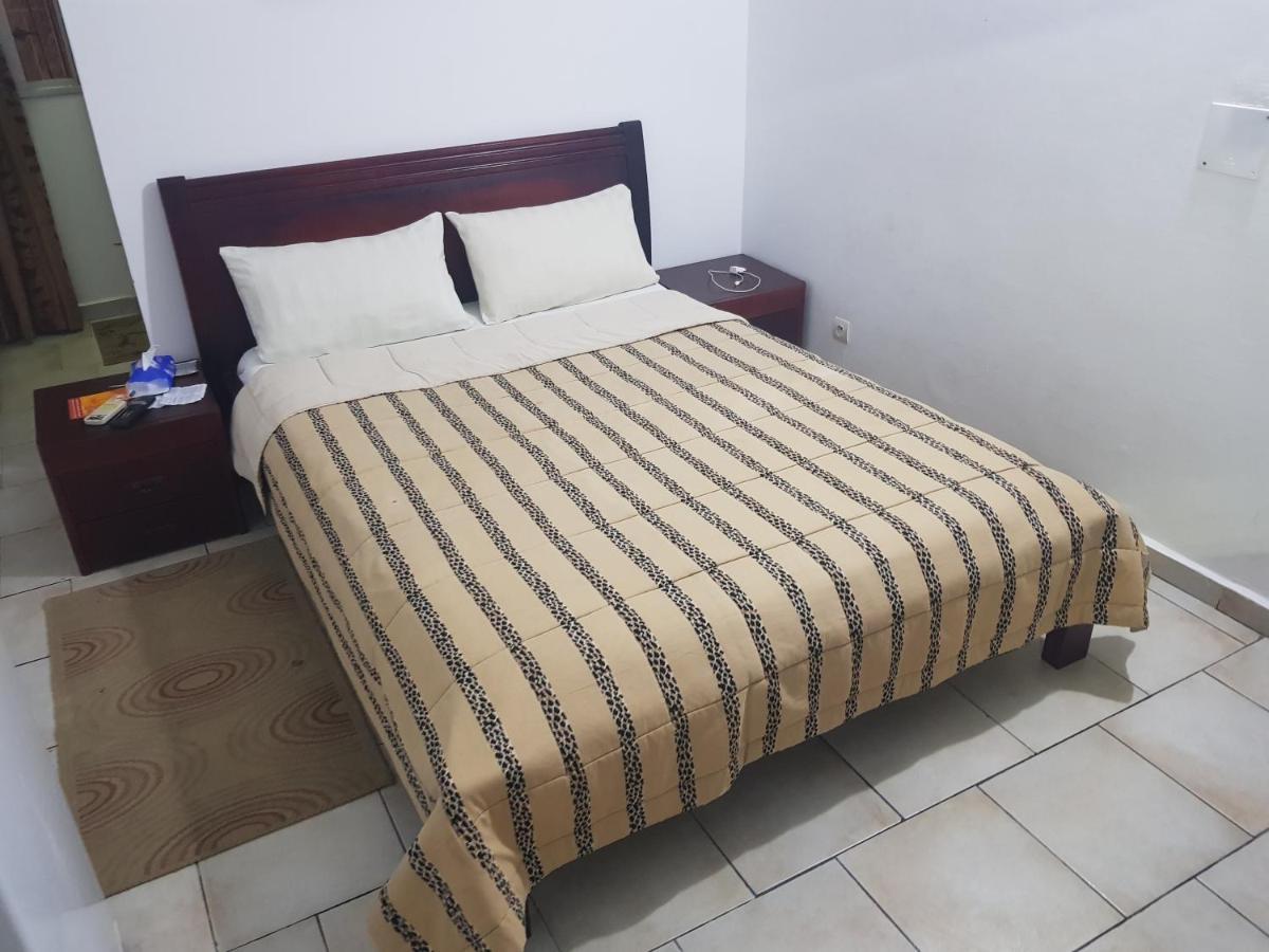 Residences Touristhotel Абиджан Екстериор снимка
