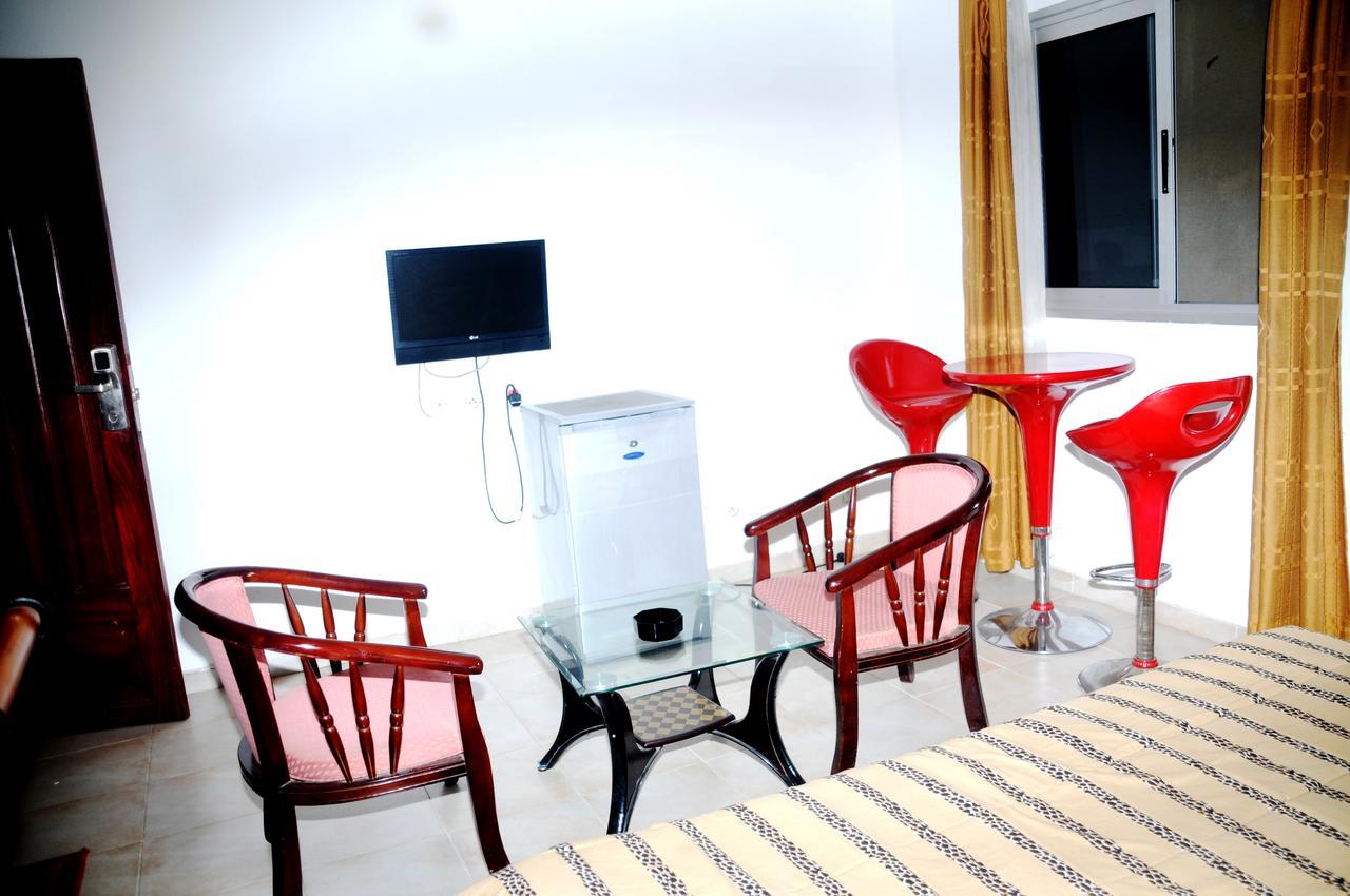 Residences Touristhotel Абиджан Екстериор снимка