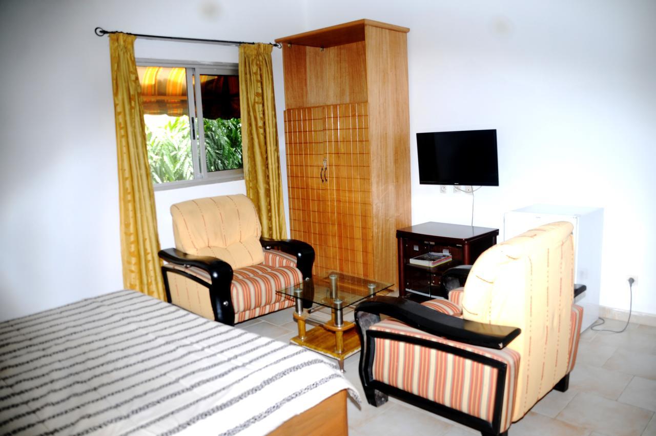 Residences Touristhotel Абиджан Екстериор снимка