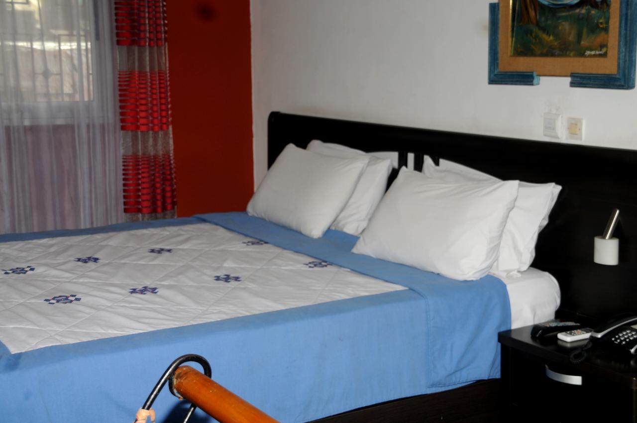 Residences Touristhotel Абиджан Екстериор снимка