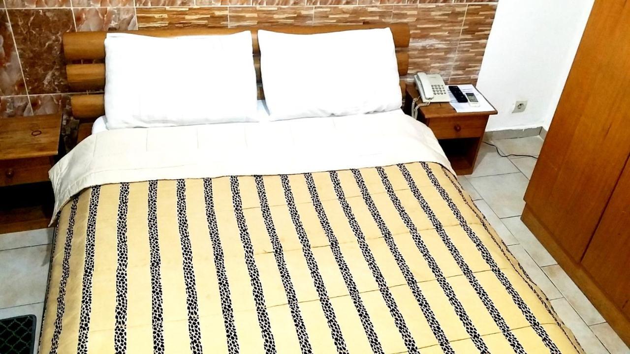 Residences Touristhotel Абиджан Екстериор снимка